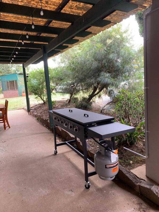 Y Motels Kingaroy Buitenkant foto